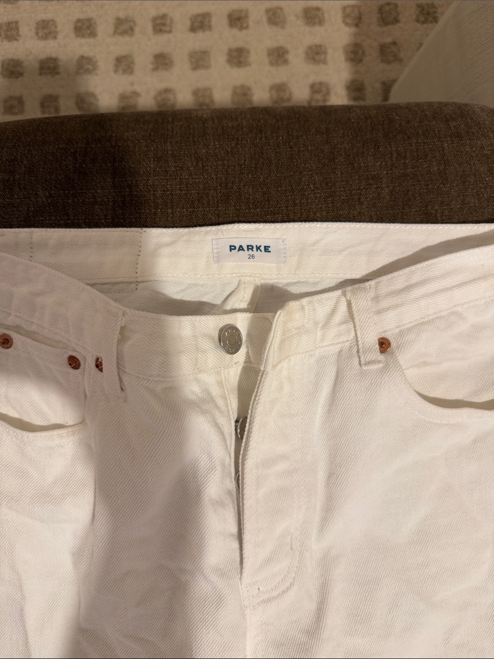 Parker Parke low rise baggy jean white in Cream - Picture 7 of 10